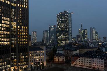 Adina Apartment Hotel Frankfurt Westend