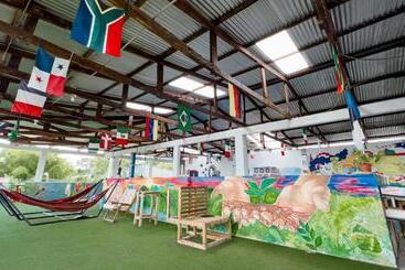 هاستل El Mural Backpackers