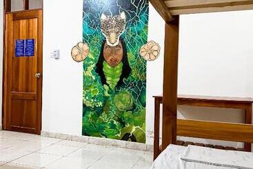 هاستل El Mural Backpackers