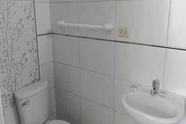 هاستل Hostal Silpay