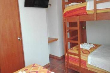 هاستل Hostal Silpay