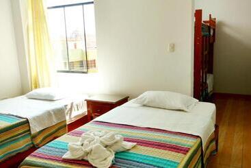 هاستل Hostal Silpay