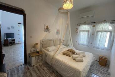 Atlazia Suites