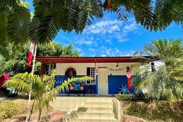 ホテル Casa Playa Zorritos