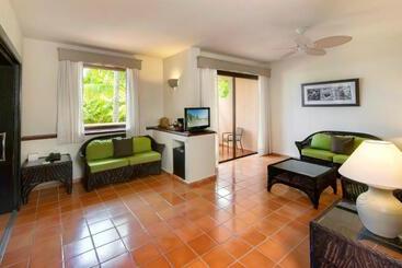 هتل Catalonia Punta Cana - All Inclusive