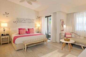 هتل Catalonia Punta Cana - All Inclusive