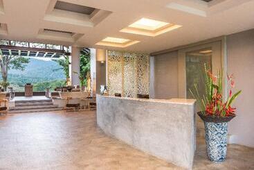 Отель Chatrium Golf Resort Soi Dao Chanthaburi