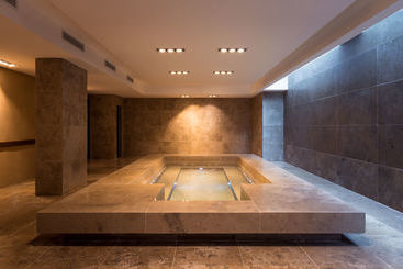 ホテル Esplendor By Wyndham Montevideo Punta Carretas