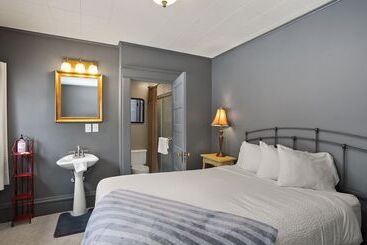 هتل Greenbriar Inn