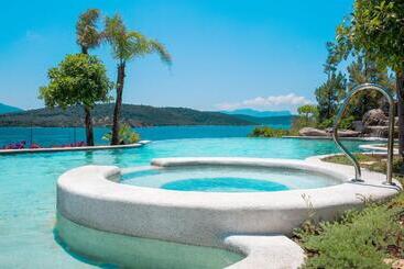 هتل Le Méridien Bodrum Beach Resort
