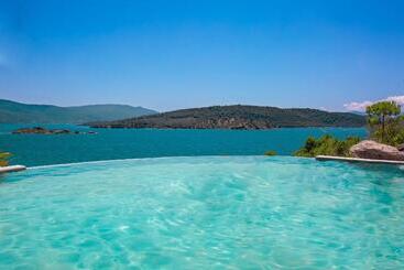 هتل Le Méridien Bodrum Beach Resort