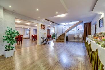 هتل Villa Melody
