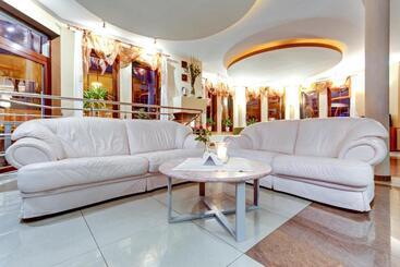 هتل Villa Melody