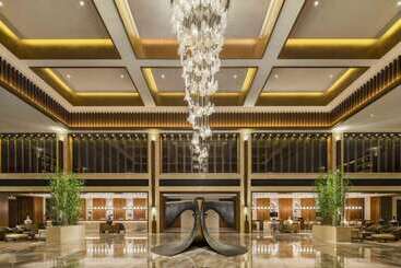 هتل Wyndham Grand Plaza Royale Kaidi