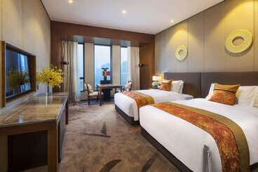 هتل Wyndham Grand Plaza Royale Kaidi