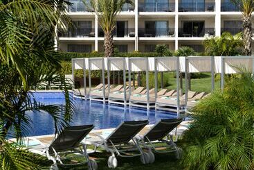 هتل Zafiro Palace Palmanova