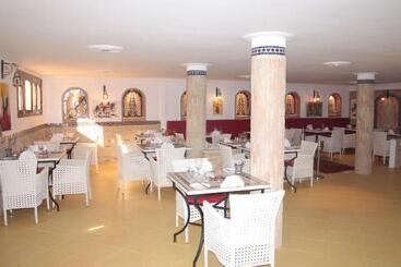 پانسیون Pasta Plaza
