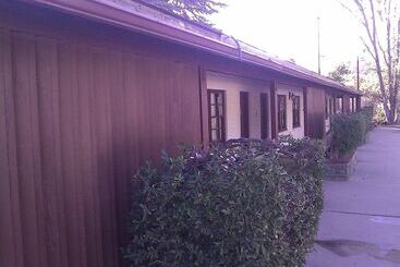 Ranch Motel