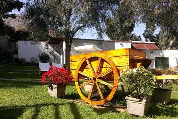 El Molino Hotel Y Restaurant