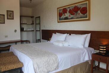 El Molino Hotel Y Restaurant