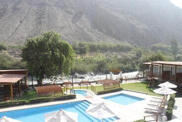 El Molino Hotel Y Restaurant