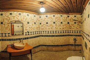 هتل Angel Cave Suite
