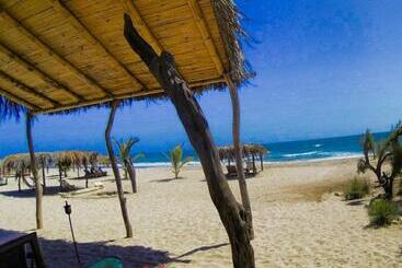 هتل Bamboo Lodge