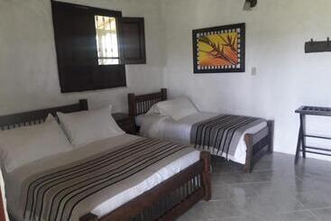 هتل Campestre Los Nogales