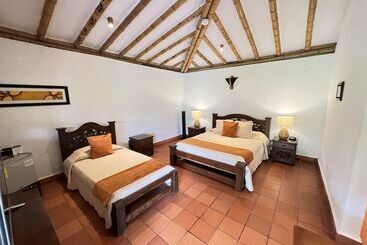 هتل Campestre Montecarlo