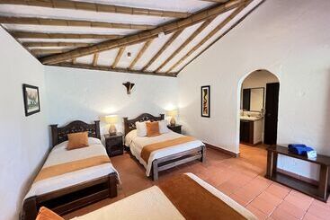 هتل Campestre Montecarlo