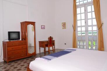 هتل Casa Morey