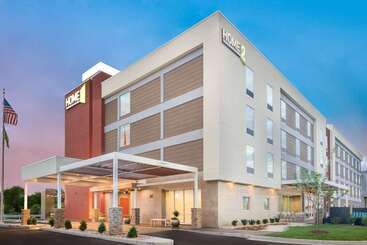 هتل Home2 Suites By Hilton Bowling Green