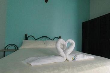 هتل Miami En Melgar