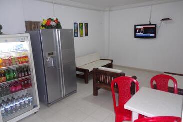 هتل Monaco De Riohacha
