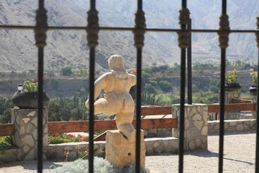 هتل Refugio De Santiago Ecolodge