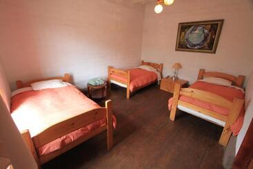 هتل Refugio De Santiago Ecolodge