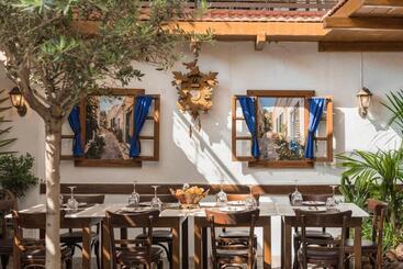 پانسیون Koukos Rhodian Guesthouse  Adults Only