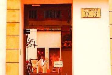 تختخواب و صبحانه Alicante
