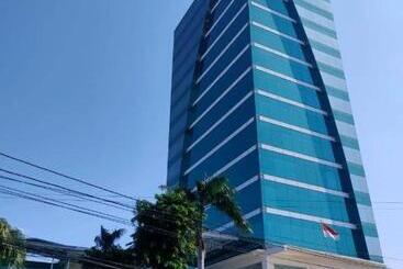 هتل Apita Cirebon