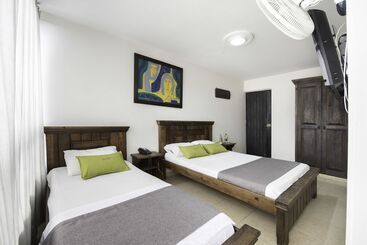 Ayenda 1120 Hotel Comercial
