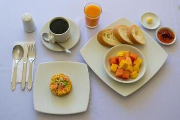 هتل Quinta Estacion