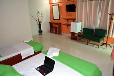 هتل Cabañas Yakuruna