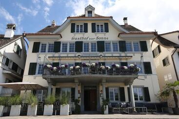 هتل Gasthof Zur Sonne