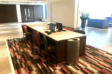 Holiday Inn Hotel & Suites Montreal Centre Ville Ouest, An Ihg