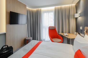 فندق Holiday Inn Express   Berlin   Alexanderplatz, An Ihg
