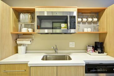 هتل Home2 Suites By Hilton  St. Simons Island