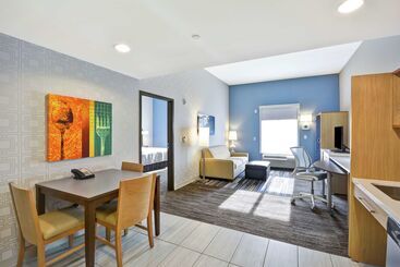 هتل Home2 Suites By Hilton  St. Simons Island