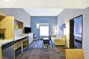 هتل Home2 Suites By Hilton  St. Simons Island