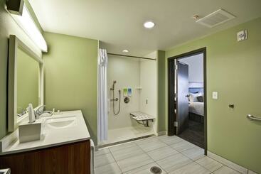 هتل Home2 Suites By Hilton  St. Simons Island