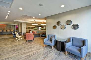 هتل Home2 Suites By Hilton  St. Simons Island